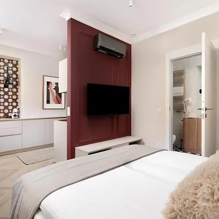 Apartment Easy Rent - Nova 1, Brama Krakowska, 24h Check-in